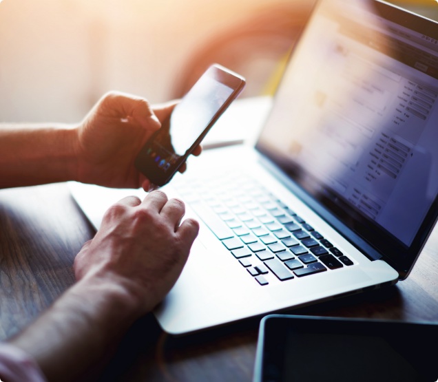 Zdjęcie z komputerem